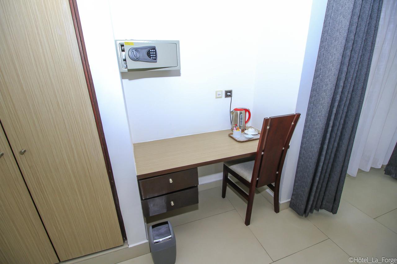 Hotel Laforge Abidjan Exterior photo